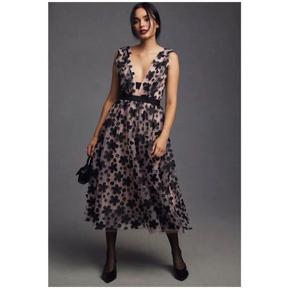 Anthropologie Dresses & Skirts - Anthropologie 3D Floral Cocktail Dress 18W